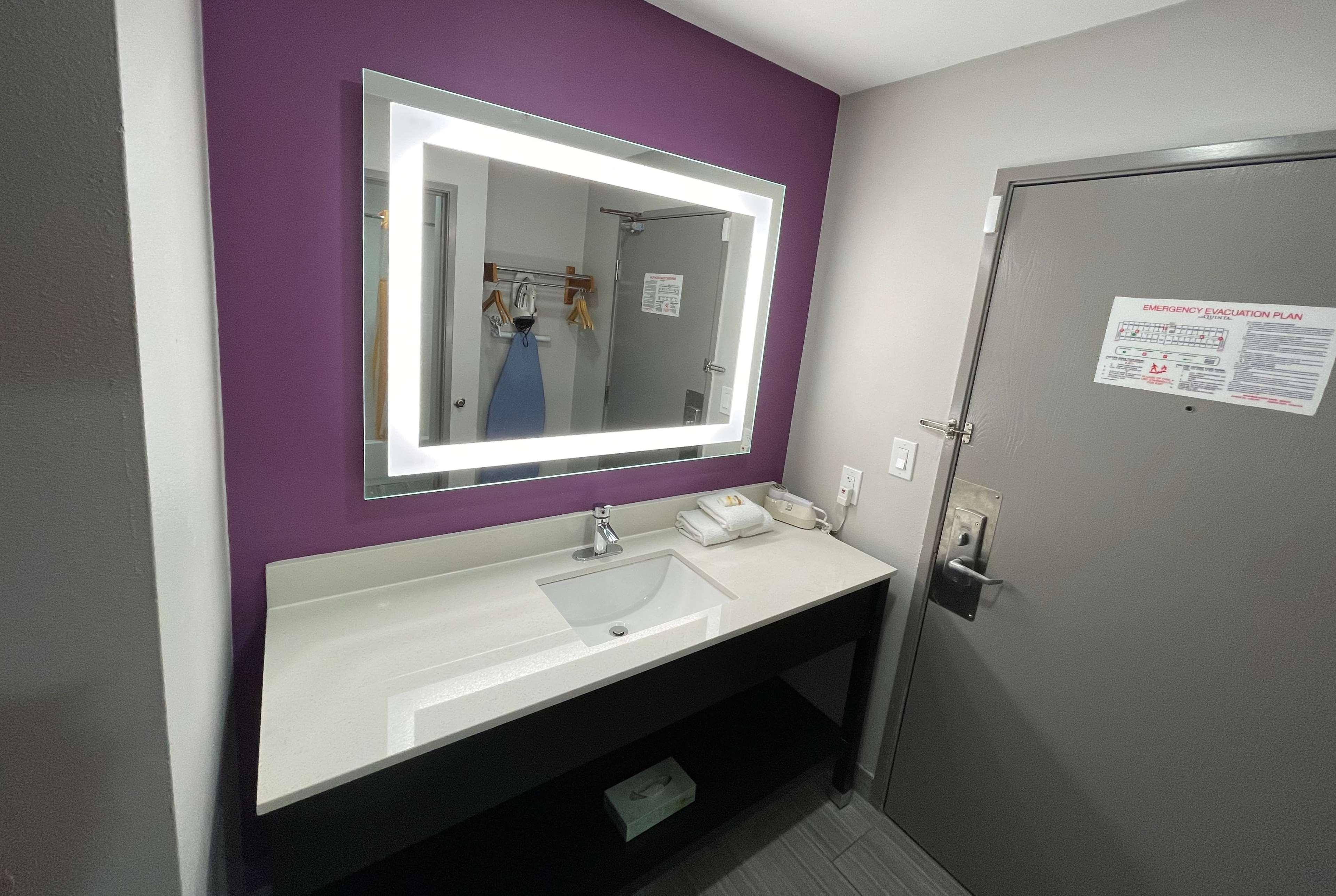 La Quinta By Wyndham Southwest Hotel 3*